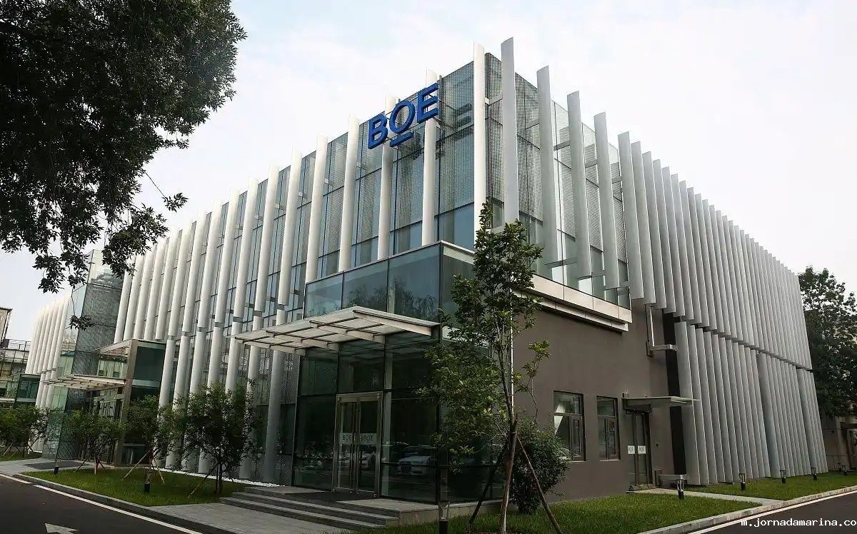 全球OLED市场48.3%份额背后的博弈：京东方、华星、维信诺在手机屏领域的产能与良率竞赛