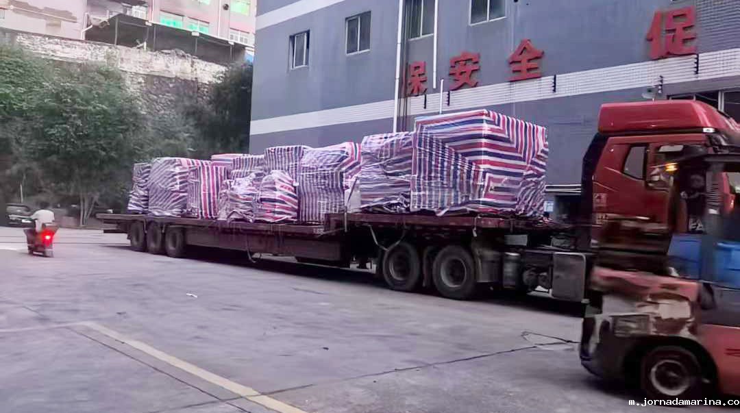 星空游戏官网首页登录入口硬核交付：三台高精贴合自动线发往福建，彰显柔性贴合领域技术领跑者实力